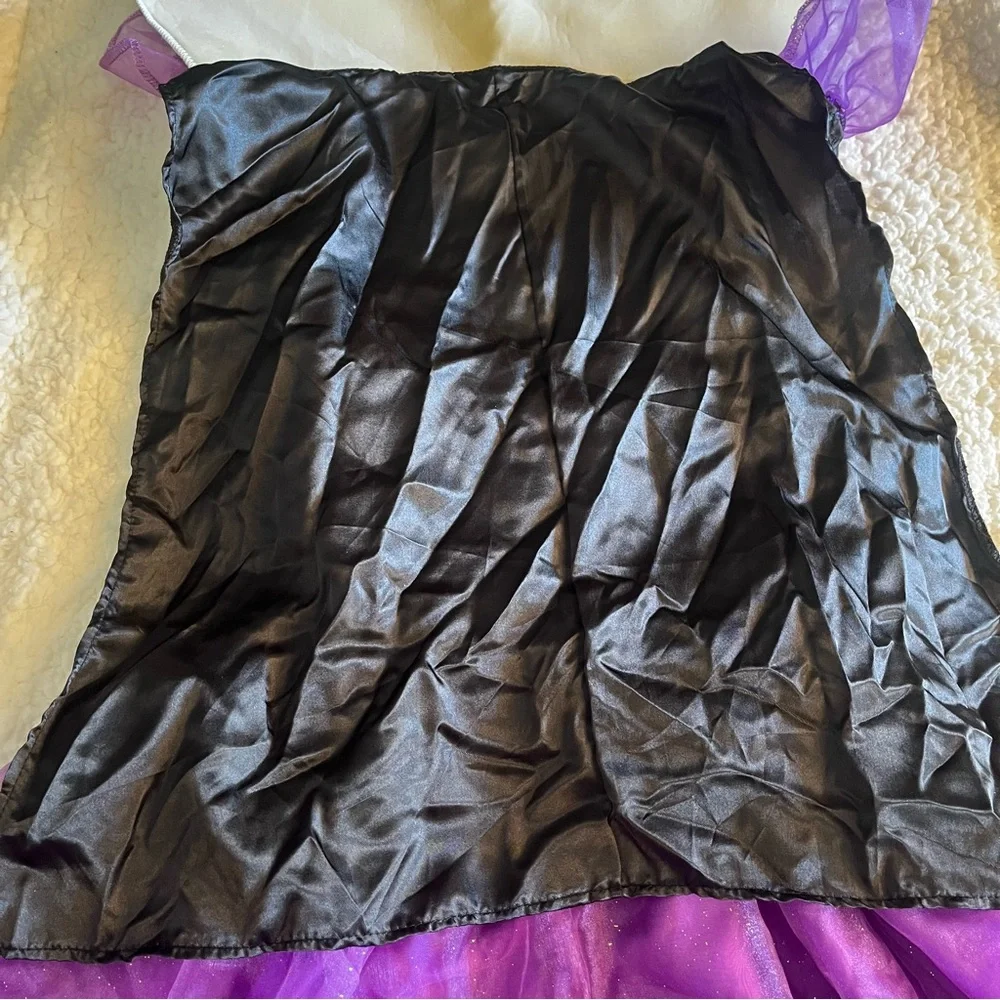 Disney Evil Queen costume - Picture 5 of 7